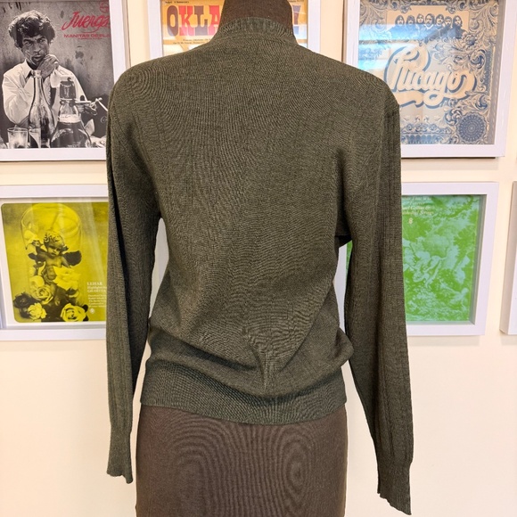 Vintage 90s Olive Green V-Neck Knit Sweater - Picture 2 of 9